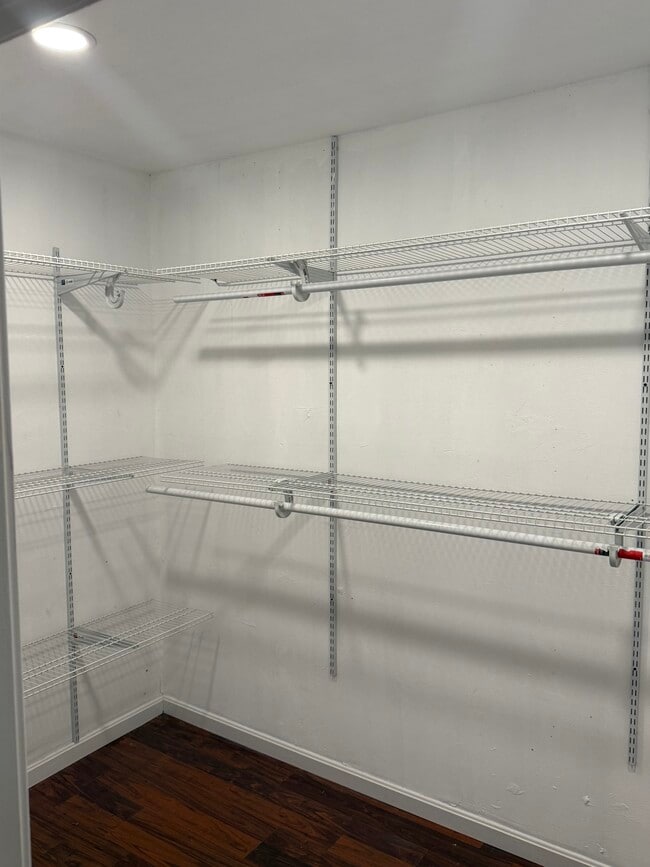 Building Photo - 1 Stevens Rd Unit #2