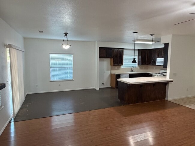 Photo - 1339 Vine St