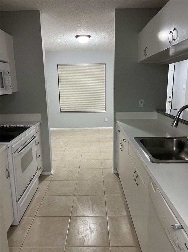 Photo - 10521 SW 158th Ct Unit 102