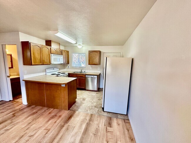 Photo - 6916 N Normandie St Unidad 6918