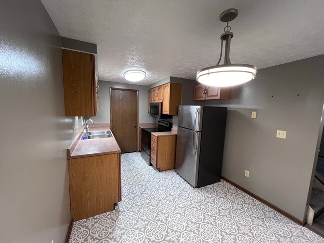 Cocina 2 - 1219 Hilltop Dr Unidad 404