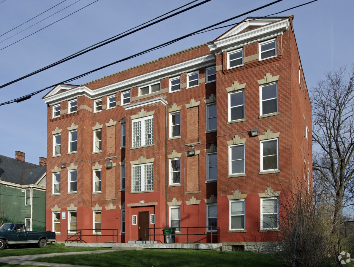 Photo - 768 Ridgeway Ave