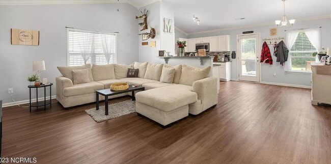 Photo - *** November Promotion -- Sign lease by No...