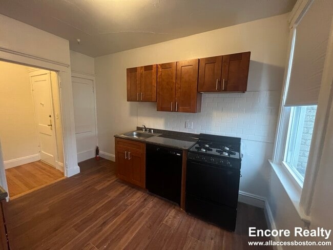 Photo - 1634 Commonwealth Ave Unit 24