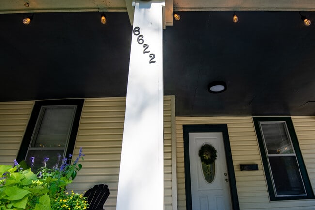 Photo - 6622 Division Ave