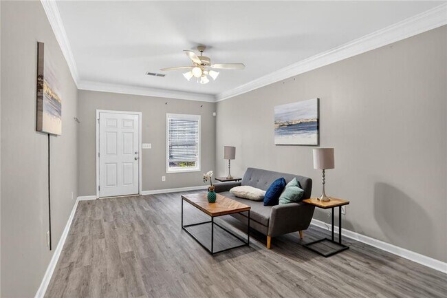 Photo - 230 Valley Xing