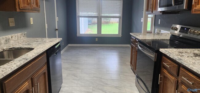 Photo - 1006 Wood Cir