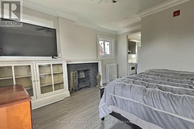 Photo - 8 Tisdale St S Unit 5