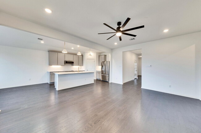 Photo - 17728 Zinfandel Dr