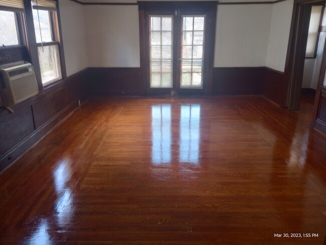 Photo - 1213 N San Joaquin St Unit 1213