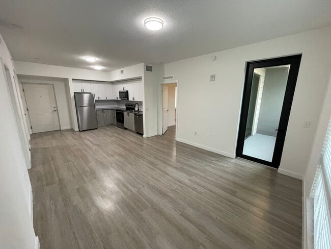 2 Bedroom 2 Bath - Park Apartments