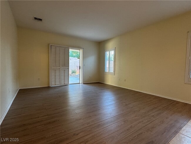 Photo - 3025 Seaford Peak Dr