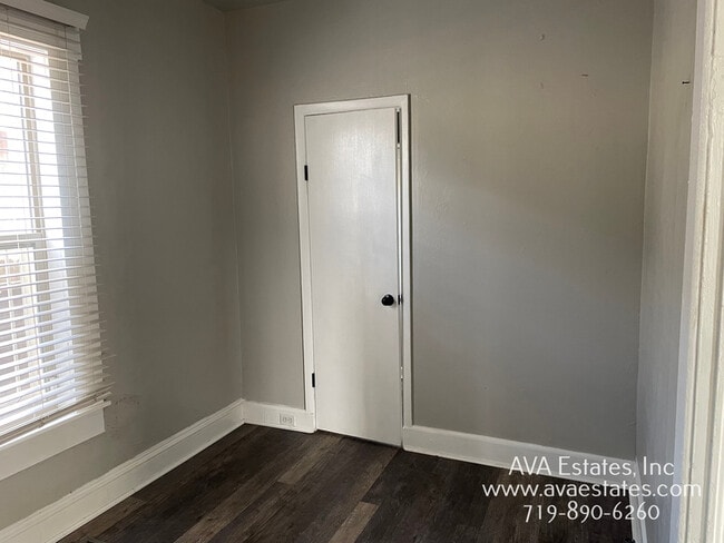 Photo - 1206 Claremont Ave