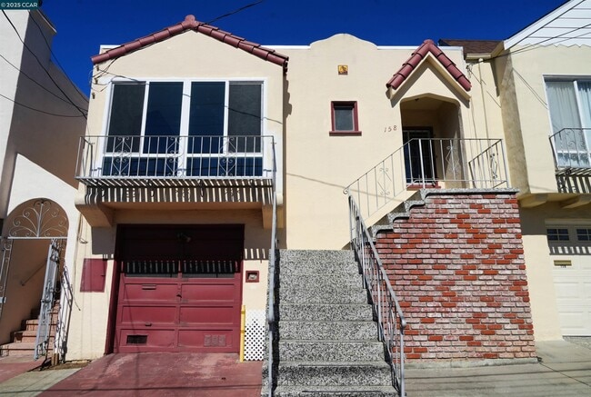 Photo - 158 W Moltke St