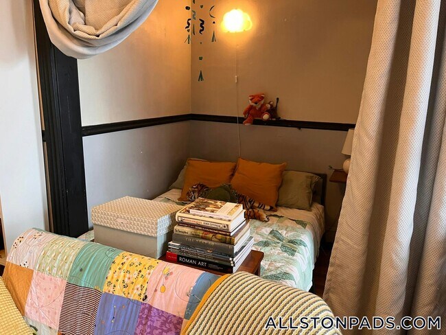 Photo - 28 Quint Ave Unidad 35