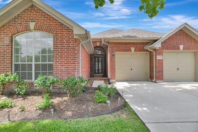 Building Photo - 1110 Parkhaven Ln