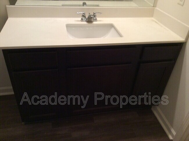 Photo - 2013 Millstream Hollow