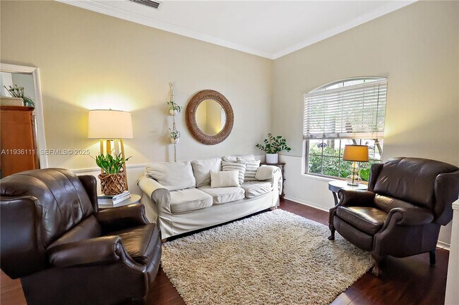 Photo - 143 37th Dr SW