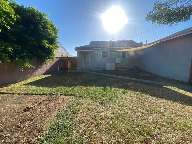 2249 Granada Ave Unit 2251 Granada Avenue