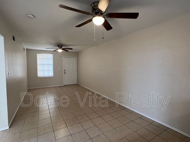 Photo - 225 N 28th St Unit Apt 1