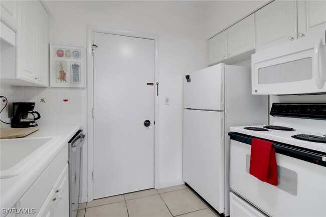 Building Photo - 220 Seaview Ct Unit 316