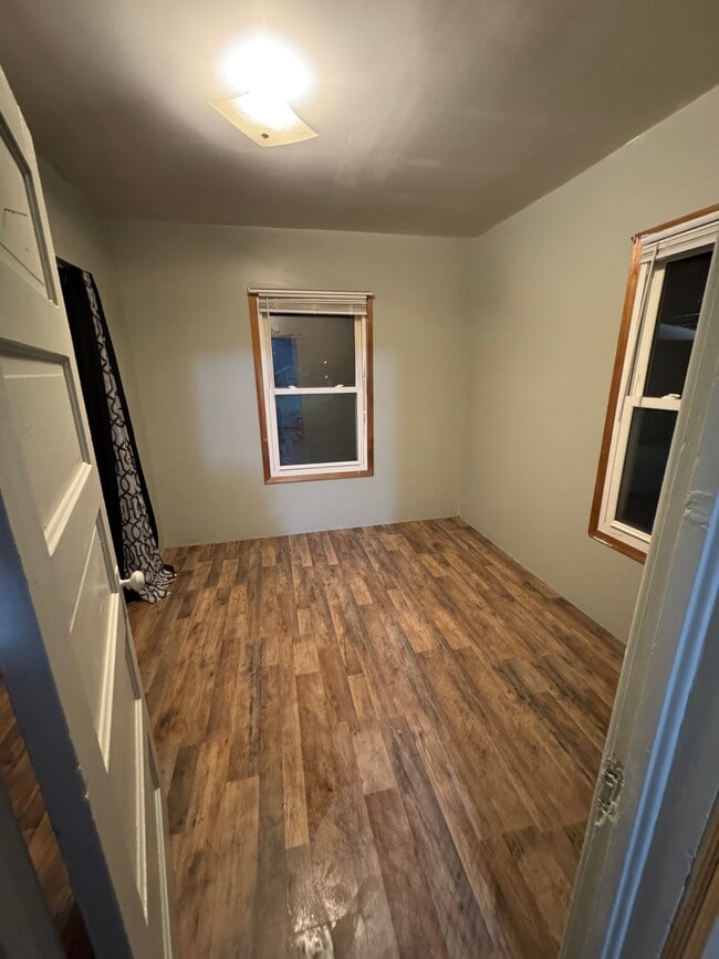 117 E Hibbing Ave