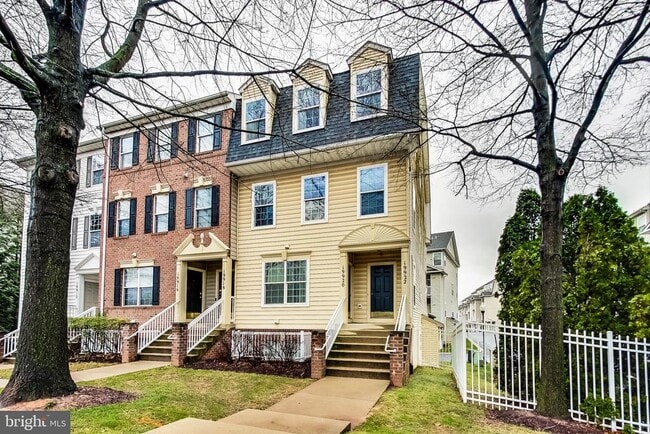 Photo - 19922 Crystal Rock Dr Townhome