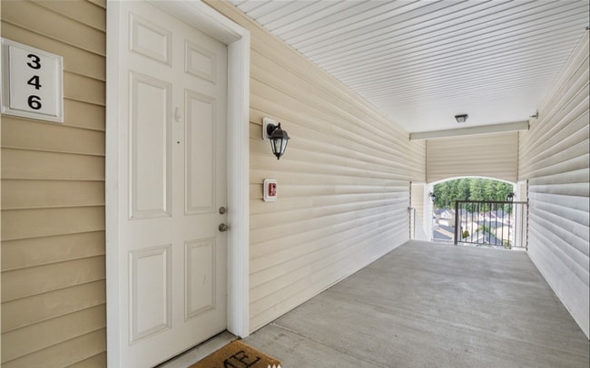 Photo - Beautiful Waterford Crossing 2 bedroom Condo