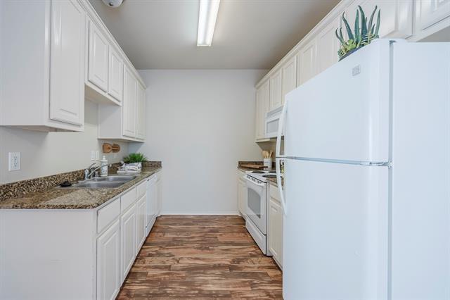 Photo - 103 Janis St