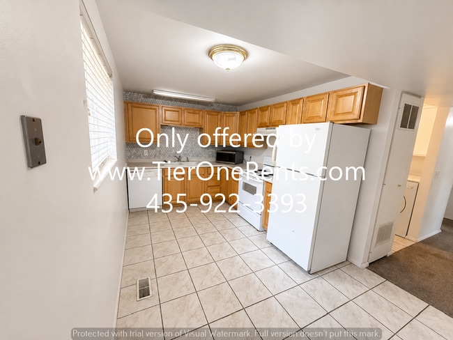 Photo - NO DEPOSIT option available for qualified renters with Obligo! Unidad 1
