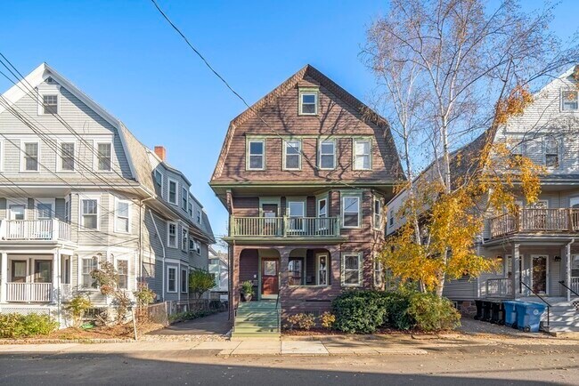 Photo - 11 Marion Rd Unit 3