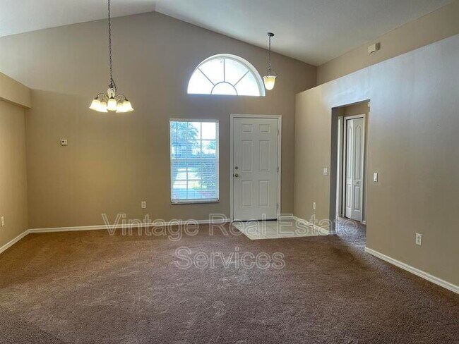 Photo - 1930 Grenville Ct