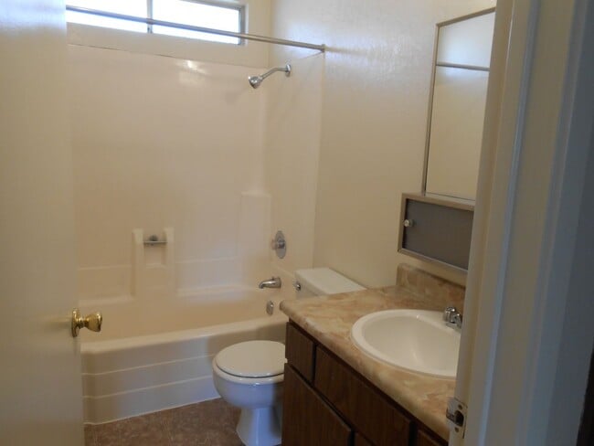 Photo - shil835 Unit 1