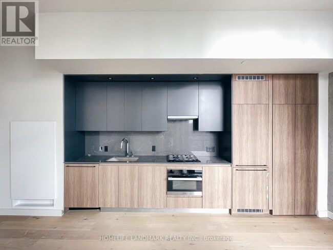 Photo - 81 Wellesley St E Unité 804