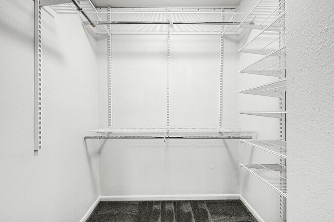 Photo - 2100 Commonwealth St Unit S
