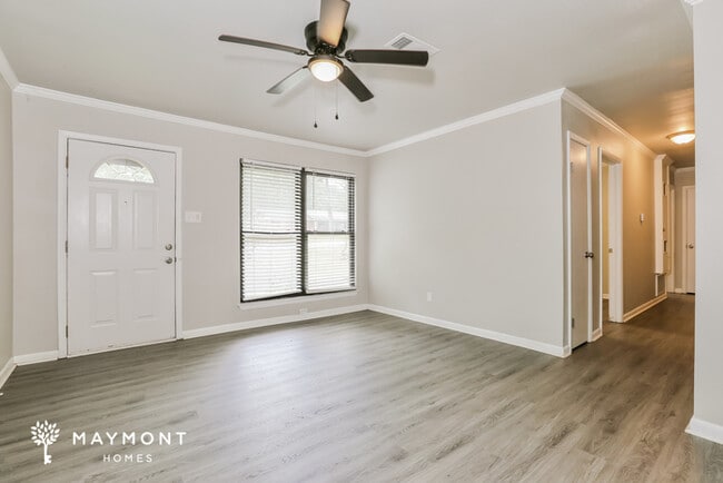 Photo - 10501 Laddie Dr