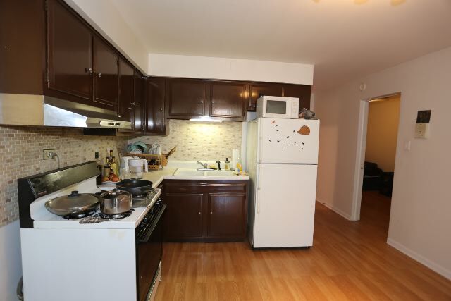 Photo - 1473 W Erie St Unit F3