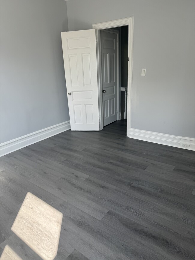 Photo - 2141 N 10th St