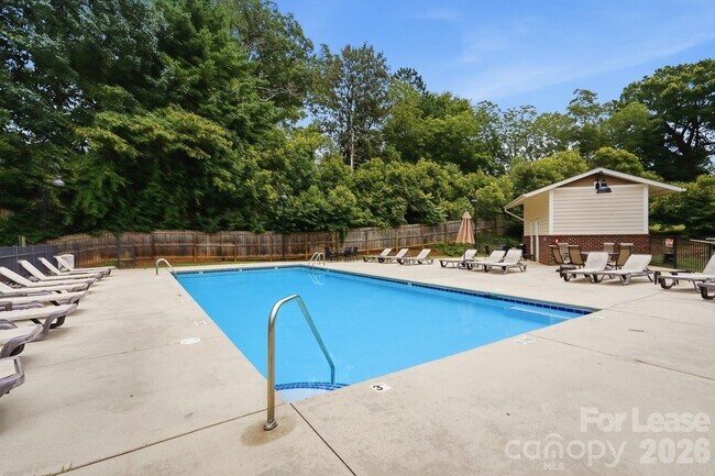 Photo - 1000 E Woodlawn Rd Unit 216