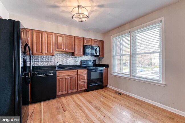 Photo - 3 Salthill Ct