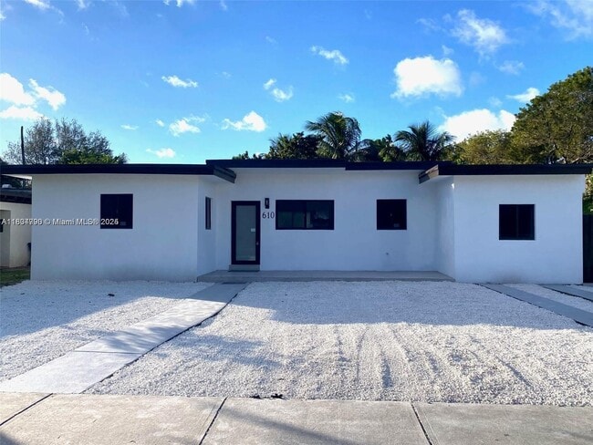 Photo - 610 NW 111th St House