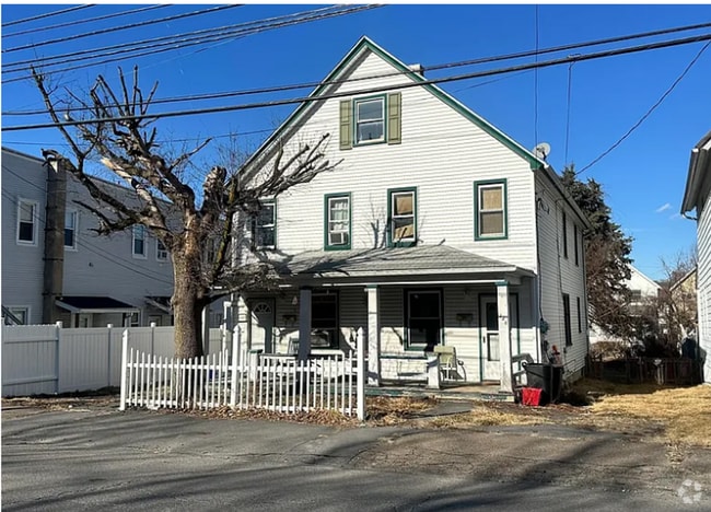 Building Photo - 348 Theodore St Unit 348 Rental