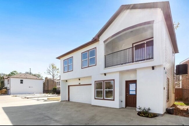 Photo - 11623 Waldemar Dr