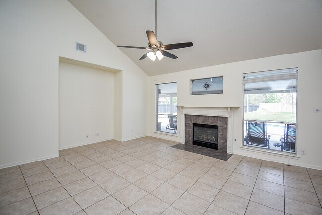 Photo - 6323 Haddock Ct