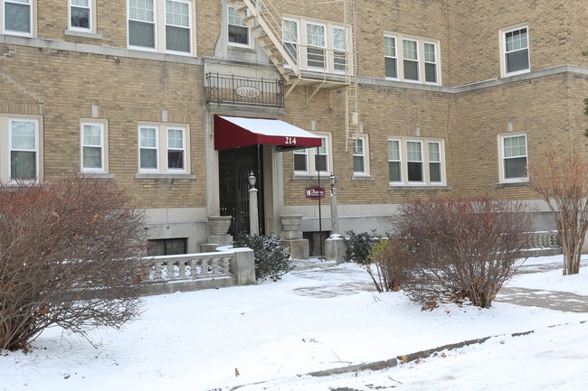 Photo - Berkeley Court