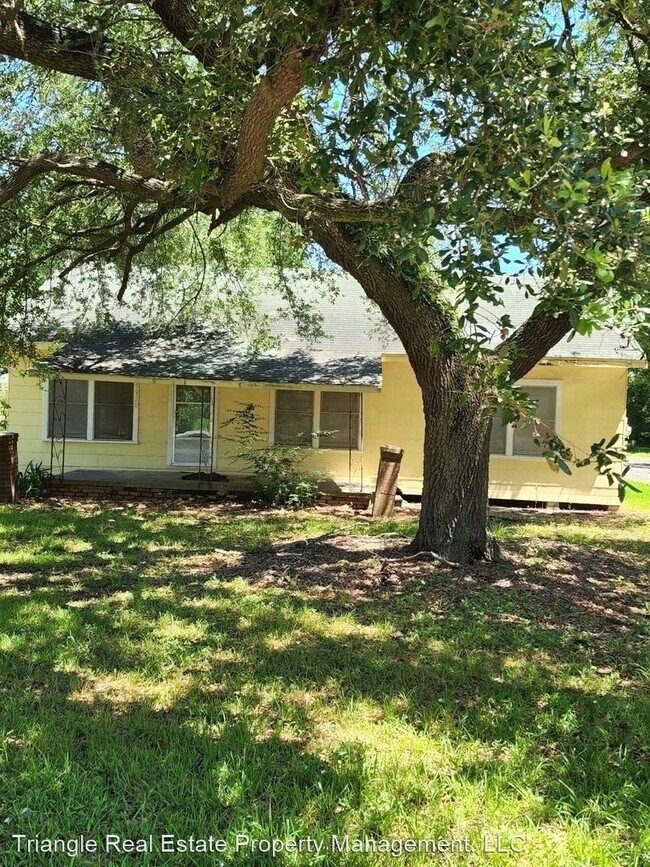 3 br, 1 bath House - 5920 Cole Rd - 3 br, 1 bath House - 5920 Cole Rd