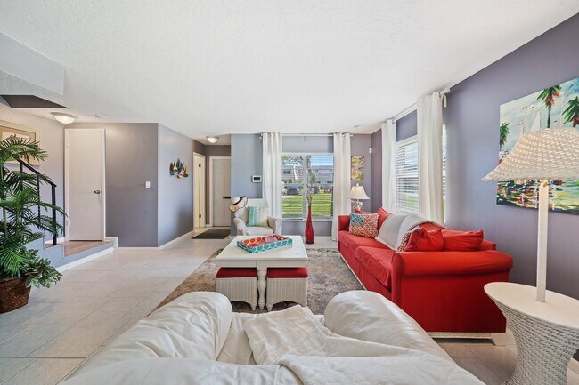 Photo - 422 Blue Jay Ln