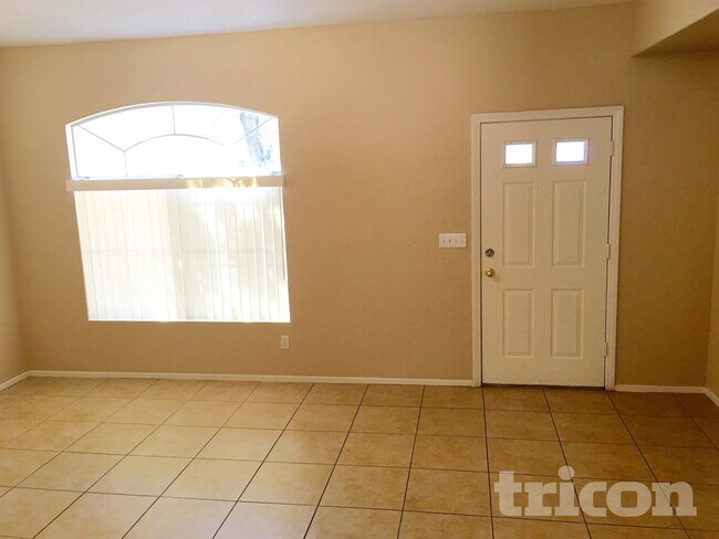 Photo - 1426 Silver Glen Ave