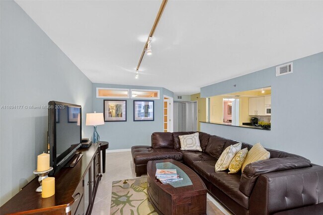 Photo - 2401 Collins Ave Unit 1406