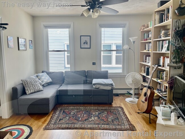 Photo - 385 Columbia St Unit #2